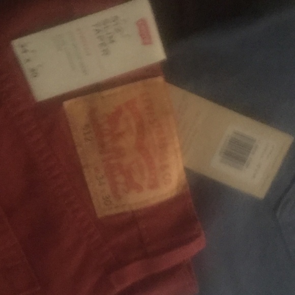 Levis - Picture 5 of 7